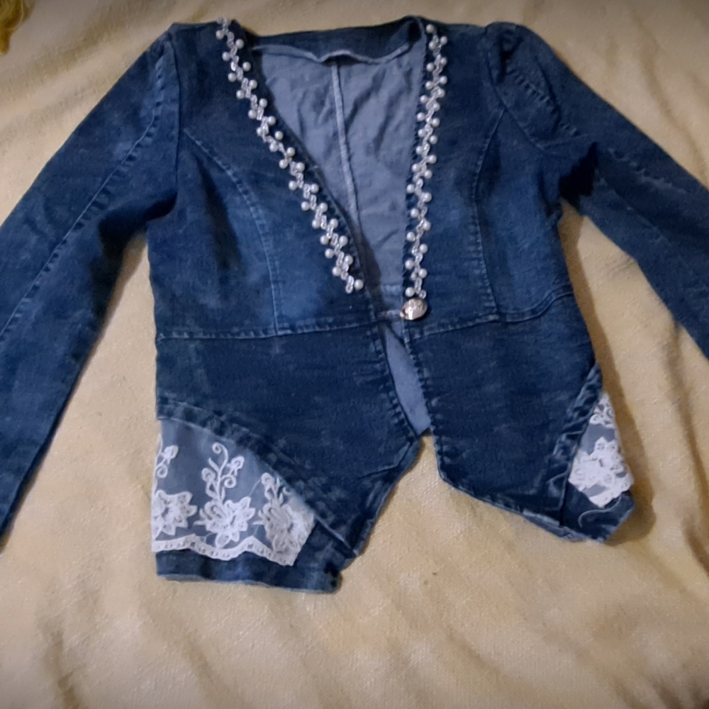 Jean jacket - Picture 3 of 8